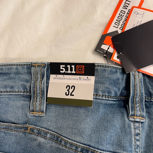 5-11 Defender-Flex Evolve short - Picture 3 of 5